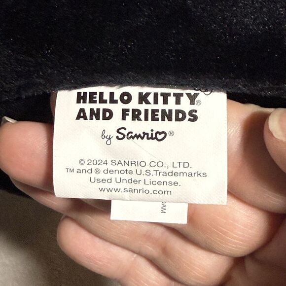 Sanrio Characters Hello Kitty Kuromi Face-shaped Halloween Easter Bucket NWT - Picture 9 of 12